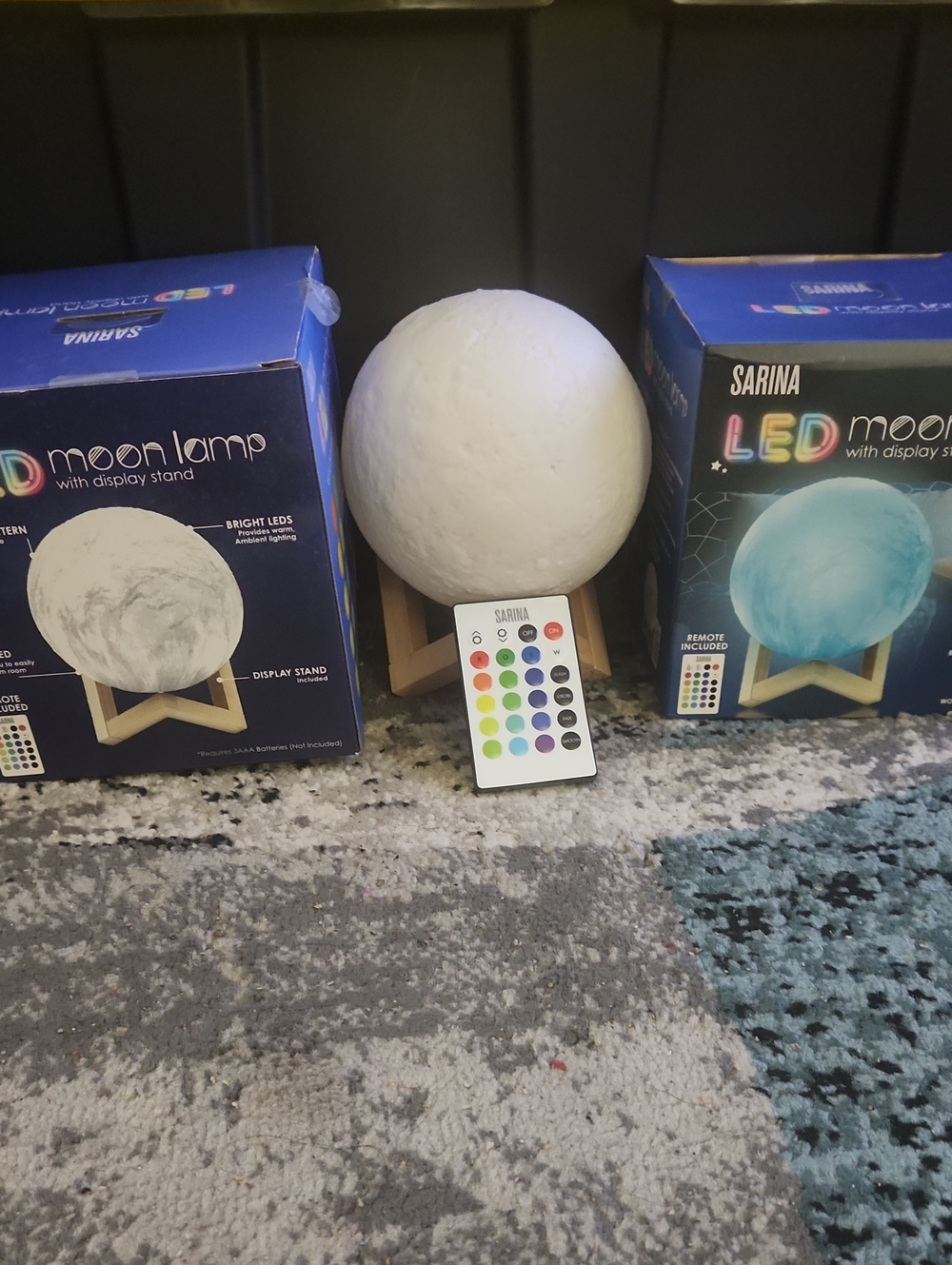 2 LED Moon Lamp in White with Wooden Stand And Remote Control